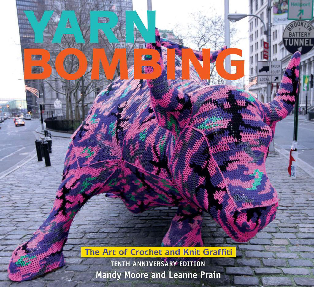 A decade of yarn bombing