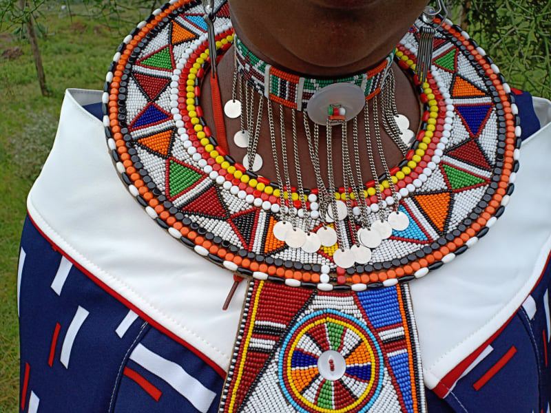 Maasai Clothing & Jewelry: What do the colors mean?