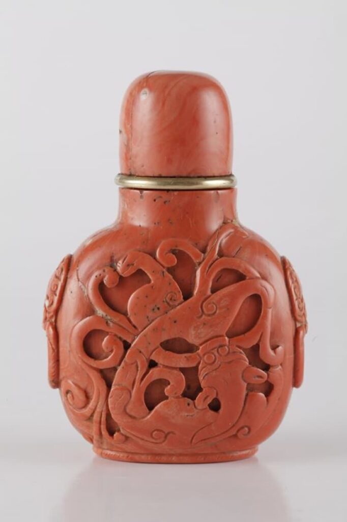 Snuff bottle - Wikipedia