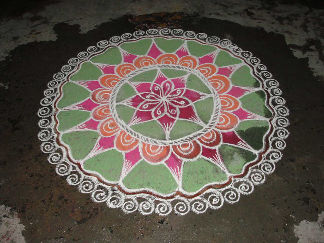 The Lotus Shakti - He will be here tonight, decorated To give blessings and  celebrated ! A try at Mandala Ganesha 😍🙏🏼 #kolam #kolamdesigns  #freehandkolam #ganesha #GaneshFestival2020 #rangoli #rangoliart  #ganeshafestivalrangoli #ganeshafestival ...